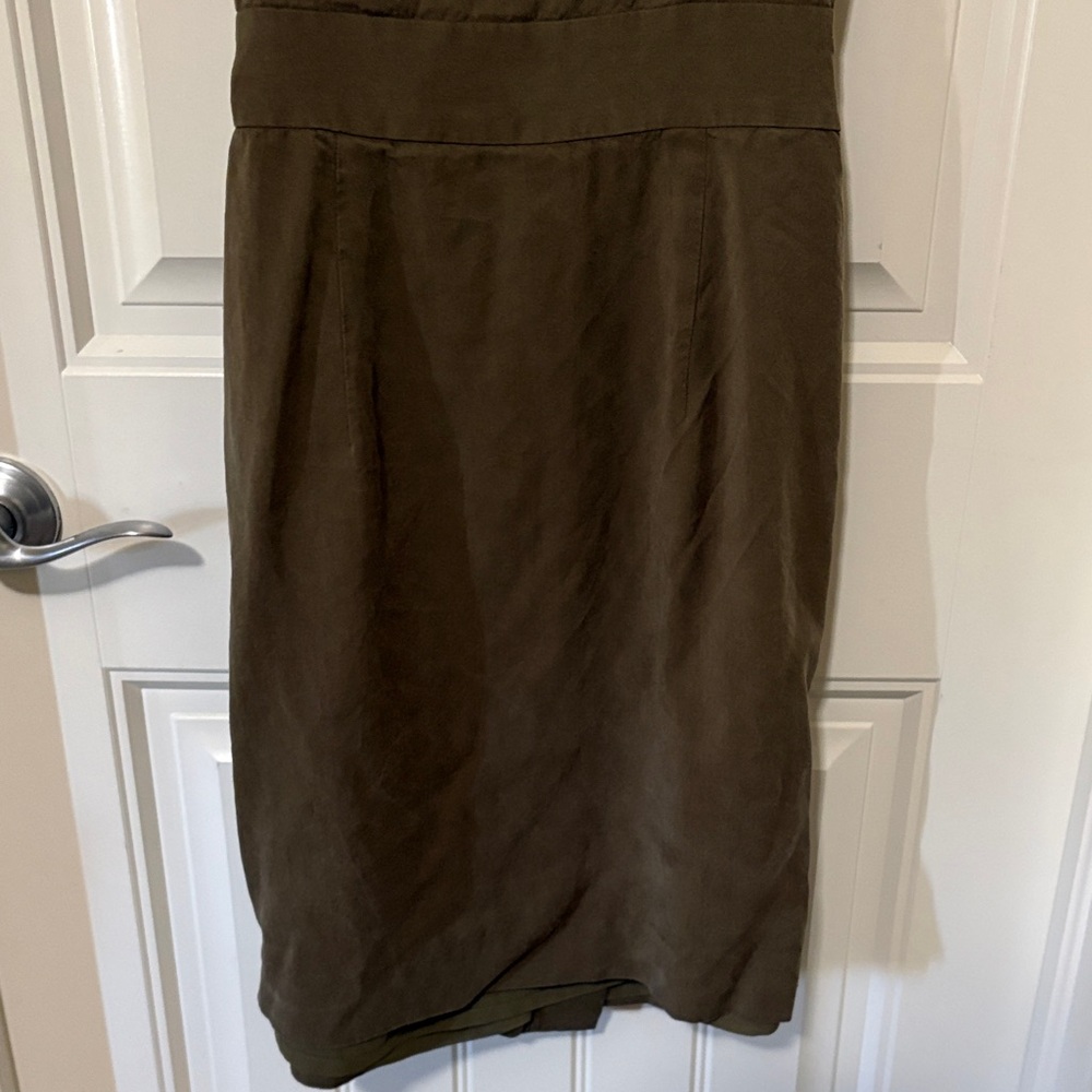 Banana‎ Republic sage green wrap dress - Picture 8 of 9